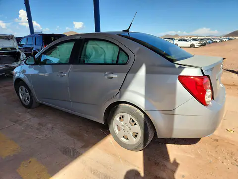 1G1JA5SH2E4238684 — 2014 Chevrolet Sonic, фото 2 с аукциона Copart 29.09.2026, Боковая часть