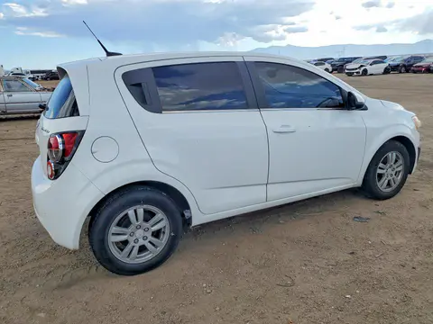 2014 Chevrolet Sonic VIN 1G1JC6SG8E4238096 фото 3