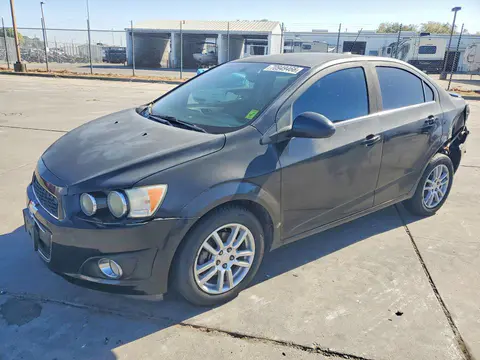 1G1JC5SG5E4126494 — 2014 Chevrolet Sonic, Задняя часть (Rear End), фото до ремонта