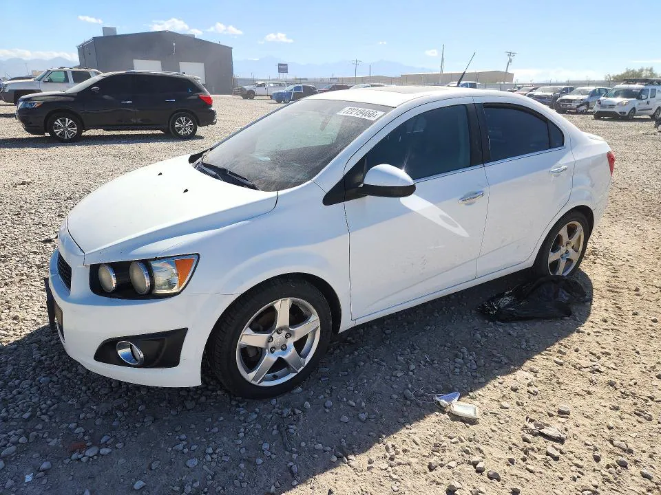 2014 CHEVROLET SONIC VIN 1G1JE5SB9E4148450 фото 1