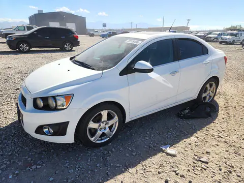 1G1JE5SB9E4148450 — 2014 Chevrolet Sonic, Мелкие вмятины и царапины (Minor Dent/Scratches), фото до ремонта