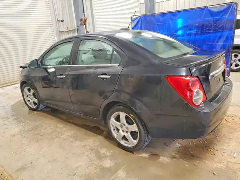 1G1JE5SB1F4107912 — 2015 Chevrolet Sonic, фото 2 с аукциона Copart 30.09.2026, Передняя часть