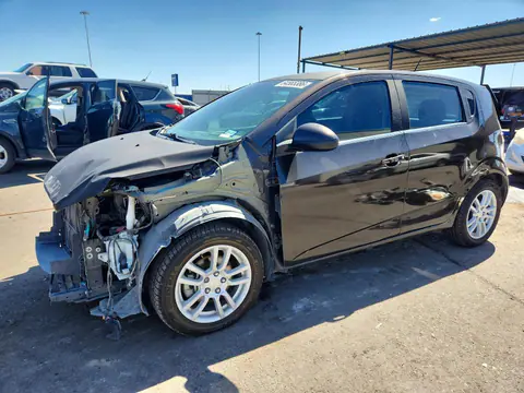 1G1JC6SH1F4129442 — 2015 Chevrolet Sonic, Передняя часть (Front End), фото до ремонта