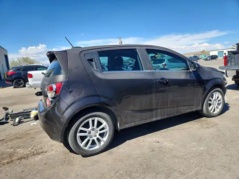 2015 Chevrolet Sonic VIN 1G1JC6SH1F4129442 фото 3