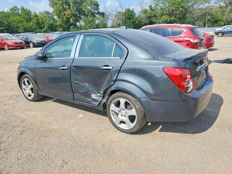 2015 Chevrolet Sonic VIN 1G1JE5SBXF4109500 фото 2