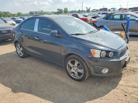 2015 Chevrolet Sonic VIN 1G1JE5SBXF4109500 фото 4