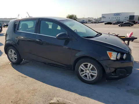 2015 CHEVROLET SONIC VIN 1G1JC6SH8F4141300 фото 4