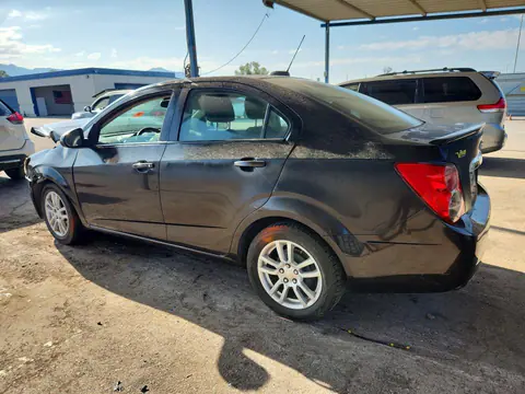 2015 Chevrolet Sonic VIN 1G1JC5SH9F4136052 фото 2