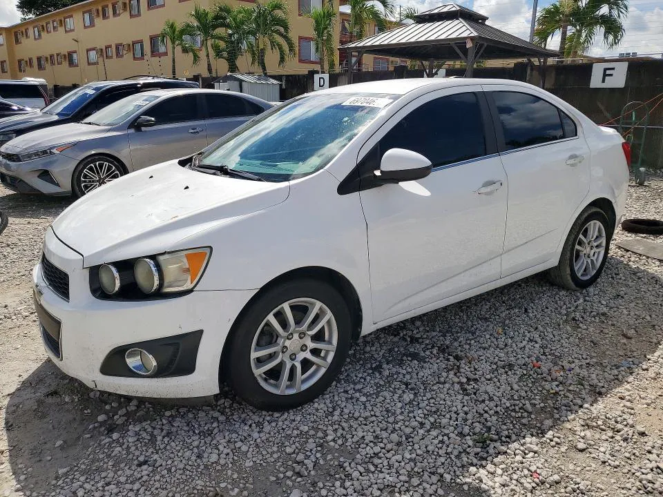 2015 CHEVROLET SONIC VIN 1G1JC5SH6F4180171 фото 1