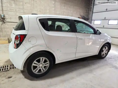 1G1JC6SH9F4102294 — 2015 Chevrolet Sonic, фото 3 с аукциона Copart 20.10.2026, Передняя часть