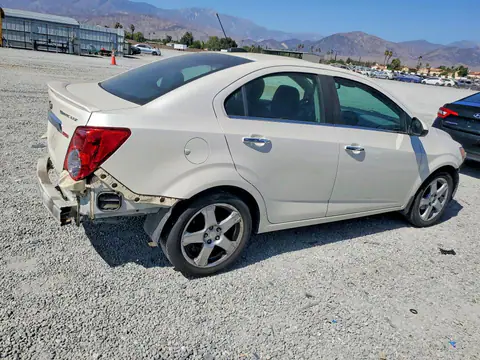 1G1JE5SB8G4174234 — 2016 Chevrolet Sonic, фото 3 с аукциона Copart 14.10.2026, Передняя часть
