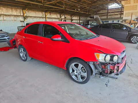 2016 Chevrolet Sonic VIN 1G1JE5SB9G4137158 фото 4