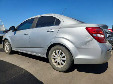 2017 Chevrolet Sonic VIN 1G1JD5SG5H4114167 фото 2