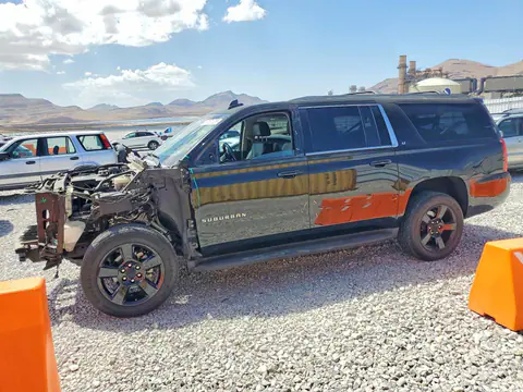 1GNSKHKCXJR105982 — 2018 Chevrolet Subrban, Передняя часть (Front End), фото до ремонта