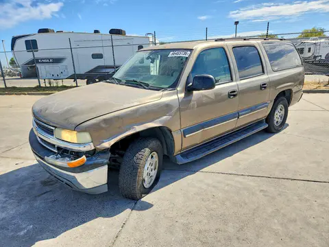 1GNEC16T14J124354 — 2004 Chevrolet Suburban, Передняя часть (Front End), фото до ремонта