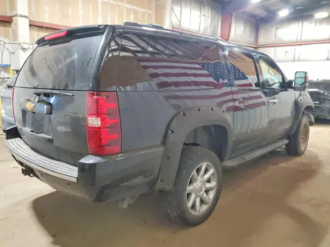 2014 Chevrolet Suburban VIN 1GNSKKE71ER225784 фото 3
