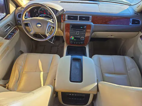 2014 Chevrolet Suburban C1500 Lt VIN 1GNSCJE08ER137700 фото 8