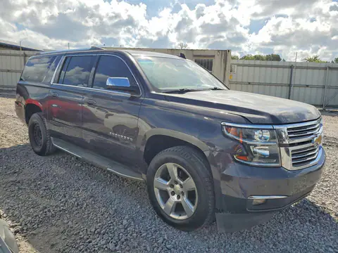 1GNSCKKC0FR523601 — 2015 Chevrolet Suburban, фото 4 с аукциона Copart 06.10.2026, Мелкие вмятины и царапины