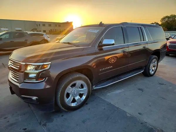 1GNSCJKC7GR248496 — 2016 Chevrolet Suburban, Мелкие вмятины и царапины (Minor Dent/Scratches), фото до ремонта