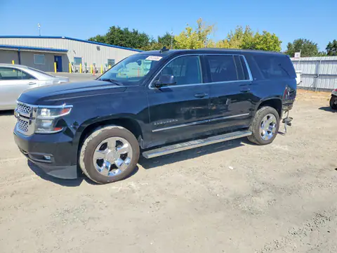 1GNSKHKC8HR397660 — 2017 Chevrolet Suburban, Задняя часть (Rear End), фото до ремонта
