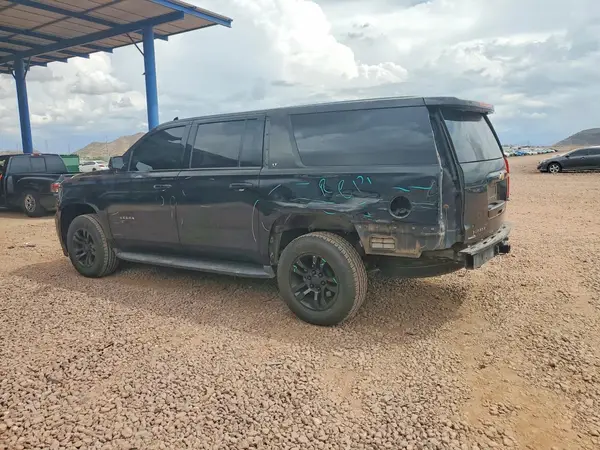 1GNSCHKC5HR165322 — 2017 Chevrolet Suburban, фото 2 с аукциона Copart, Задняя часть