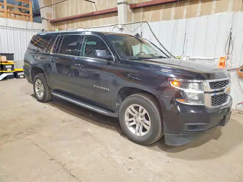 1GNSKHKC0HR242620 — 2017 Chevrolet Suburban, фото 4 с аукциона Copart 13.10.2026, Естественный износ