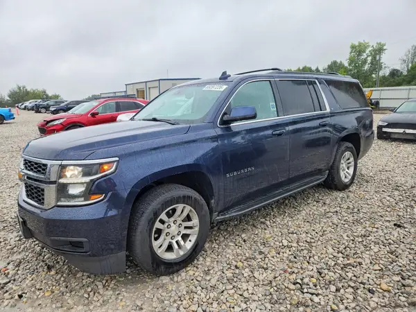 1GNSKHKC1HR202451 — 2017 Chevrolet Suburban, Передняя часть (Front End), фото до ремонта