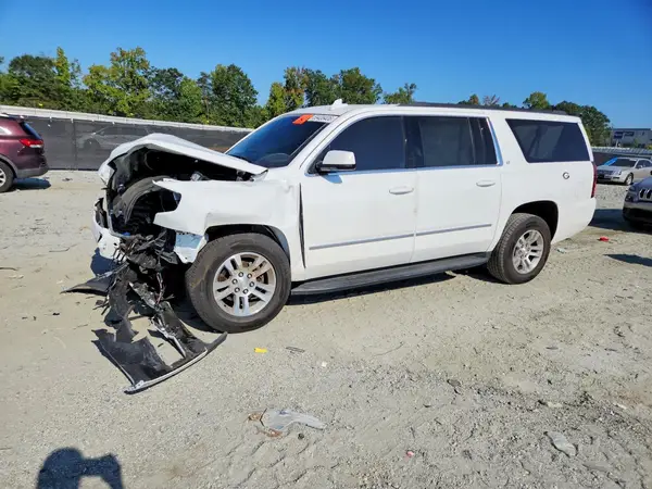1GNSCHKC2HR215934 — 2017 Chevrolet Suburban, Передняя часть (Front End), фото до ремонта