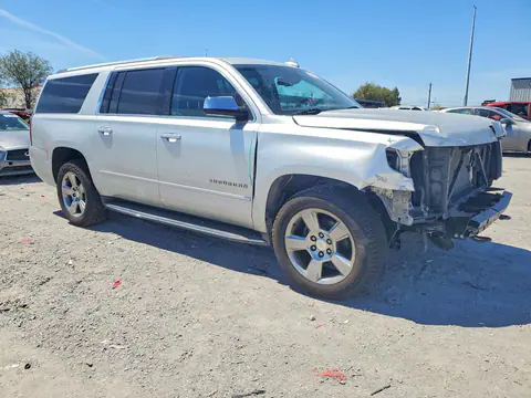 2018 Chevrolet Suburban VIN 1GNSCJKC0JR112265 фото 4