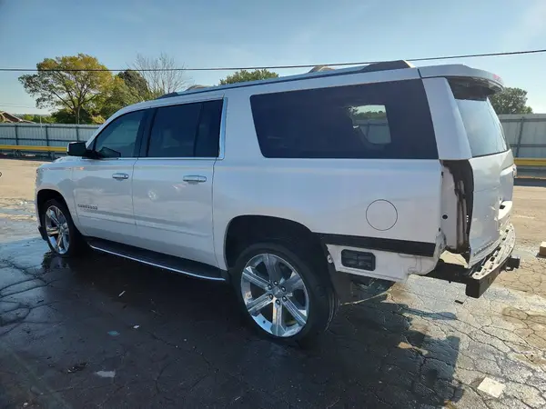 1GNSKJKC0KR211768 — 2019 Chevrolet Suburban, фото 2 с аукциона Copart, Задняя часть