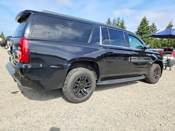 1GNSKHKCXLR255710 — 2020 Chevrolet Suburban, фото 3 с аукциона Copart, Задняя часть