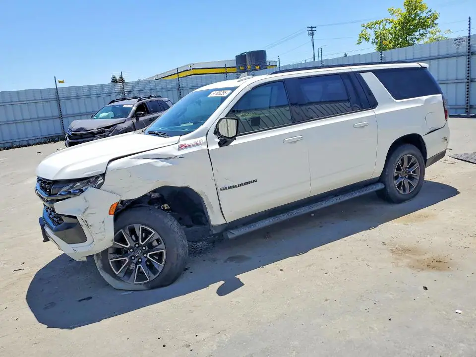 2021 Chevrolet Suburban VIN 1GNSKDKD4MR126610 фото 1