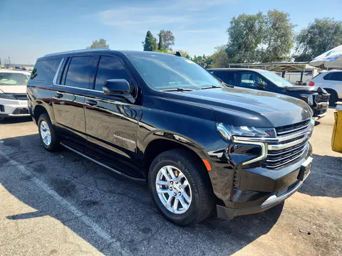 2021 Chevrolet Suburban VIN 1GNSCCKD4MR168573 фото 4