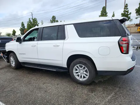 2023 Chevrolet Suburban K1500 Lt VIN 1GNSKCKD0PR221549 фото 2