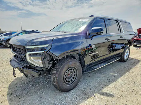 1GNS5CRD8SR176205 — 2025 Chevrolet Suburban, Передняя часть (Front End), фото до ремонта