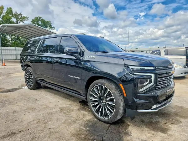 1GNS6GK88TR267624 — 2026 Chevrolet Suburban, фото 4 с аукциона Copart, Передняя часть
