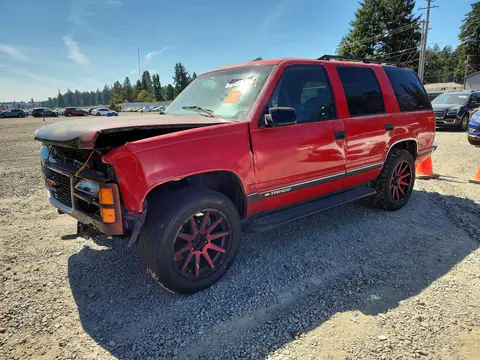 1GNEK13R9XJ525263 — 1999 Chevrolet Tahoe, Передняя часть (Front End), фото до ремонта