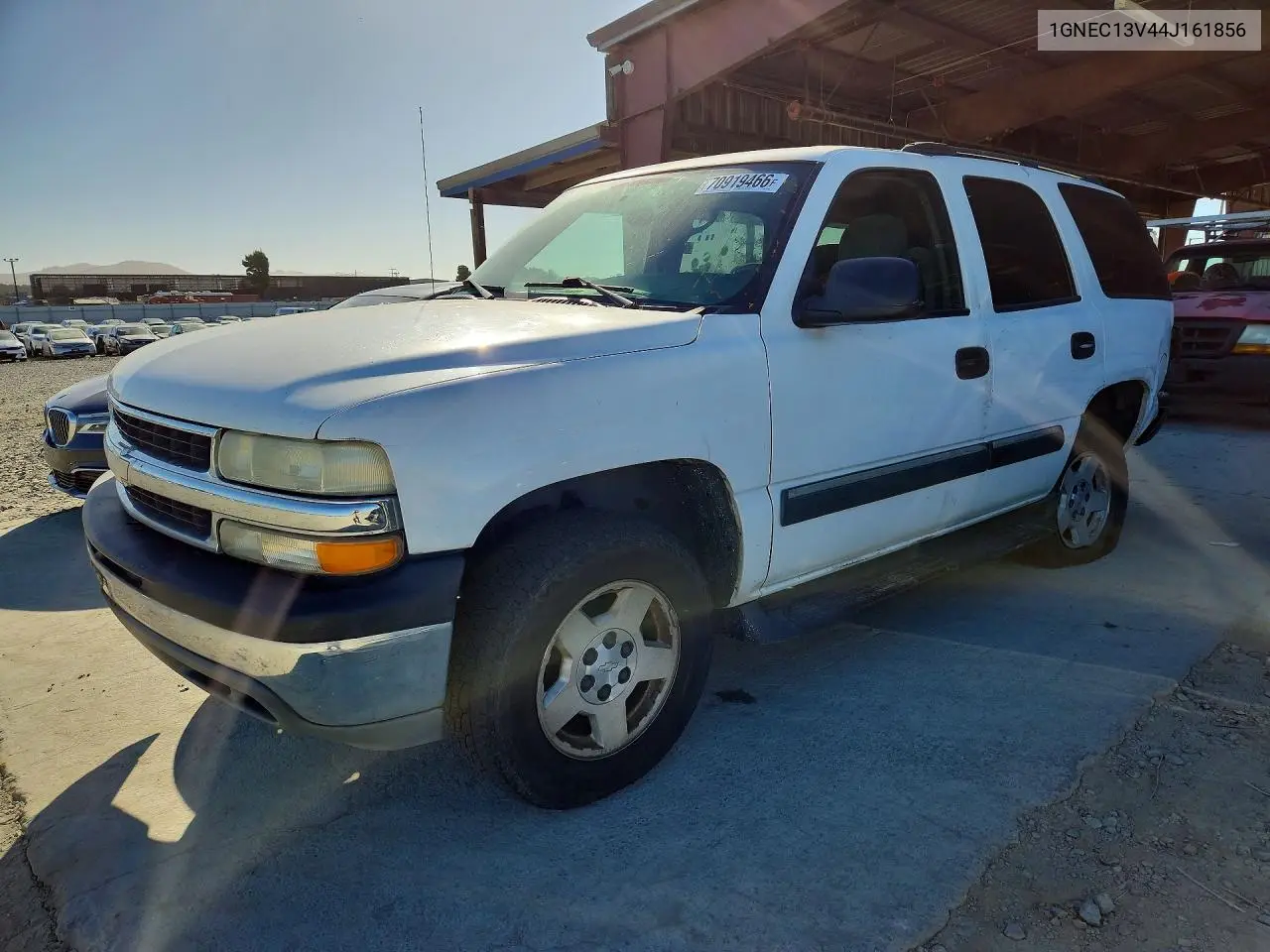 2004 Chevrolet Tahoe C1500 VIN 1GNEC13V44J161856 фото 1