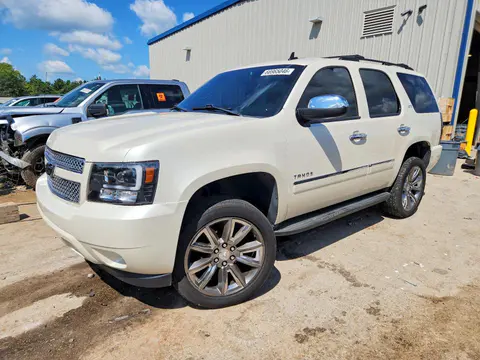 1GNSKCE03ER141555 — 2014 Chevrolet Tahoe, Передняя часть (Front End), фото до ремонта