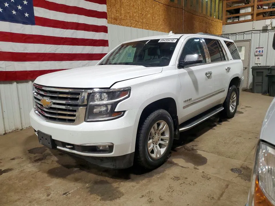 2017 Chevrolet Tahoe VIN 1GNSKAEC8HR395314 фото 1