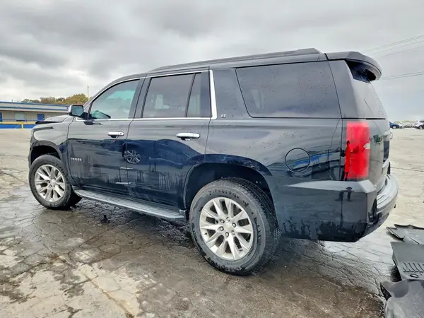 1GNSCBKC8HR346797 — 2017 Chevrolet Tahoe, фото 2 с аукциона Copart, Передняя часть