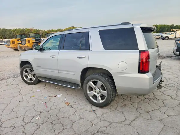 1GNSCCKC5JR245244 — 2018 Chevrolet Tahoe, фото 2 с аукциона Copart, Задняя часть