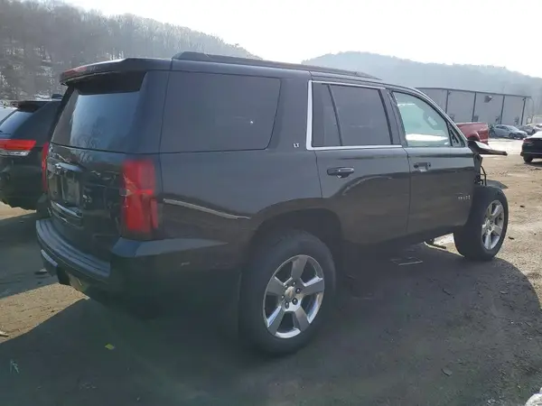 1GNSKBKC7JR324329 — 2018 Chevrolet Tahoe, фото 3 с аукциона Copart 01.10.2026, Передняя часть