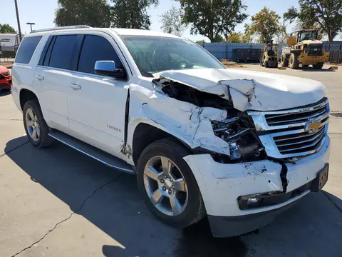 2019 Chevrolet Tahoe VIN 1GNSCCKC7KR173495 фото 4