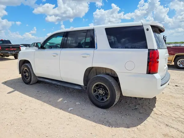 1GNLCDEC6KR298008 — 2019 Chevrolet Tahoe, фото 2 с аукциона Copart 15.10.2026, Разукомплектован
