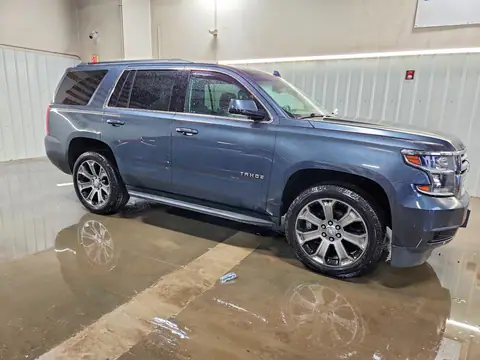 1GNSKAKC1KR137325 — 2019 Chevrolet Tahoe, фото 4 с аукциона Copart, Подтопление