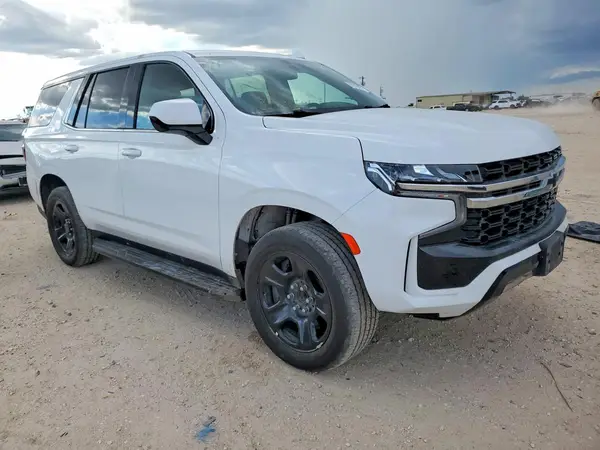 1GNSCLEDXNR247730 — 2022 Chevrolet Tahoe, фото 4 с аукциона Copart, Передняя часть