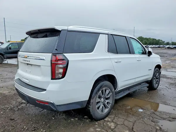 1GNSCMKD9PR117547 — 2023 Chevrolet Tahoe, фото 3 с аукциона Copart, Передняя часть