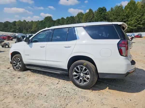 1GNSKNKD3RR270470 — 2024 Chevrolet Tahoe, фото 2 с аукциона Copart, Передняя часть