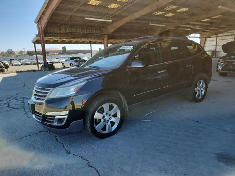 1GNKRJKD9FJ101987 — 2015 Chevrolet Traverse, Передняя часть (Front End), фото до ремонта